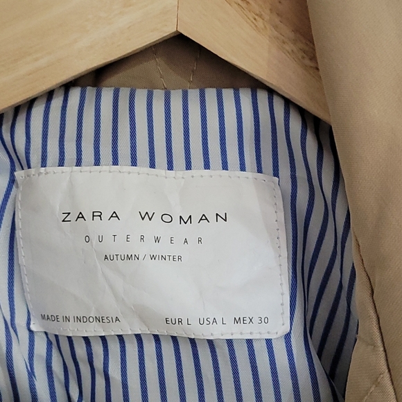Zara Structured Trenchcoat - Picture 2 of 6
